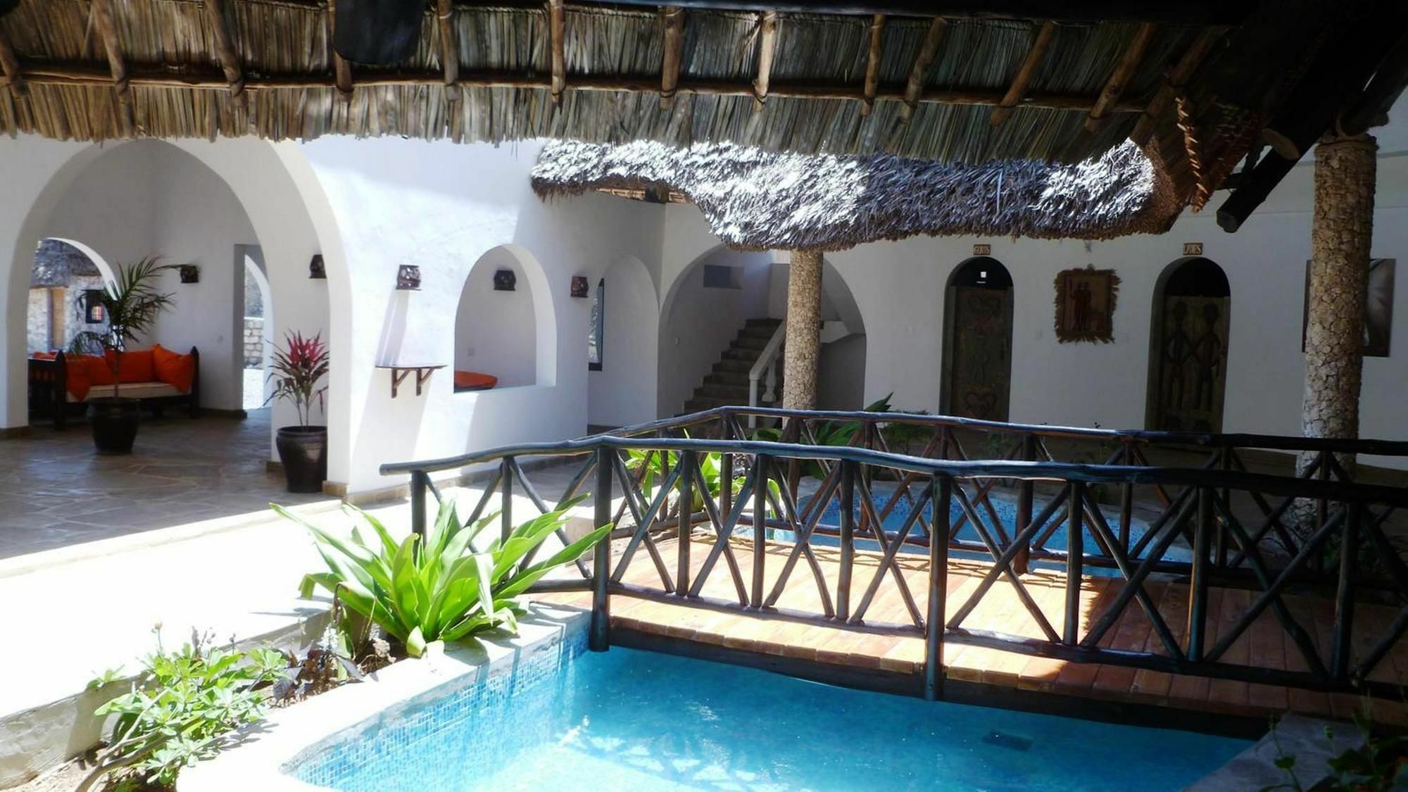 Hotel Jumbo Watamu Exterior foto